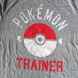 Pokemon T-shirt size Large